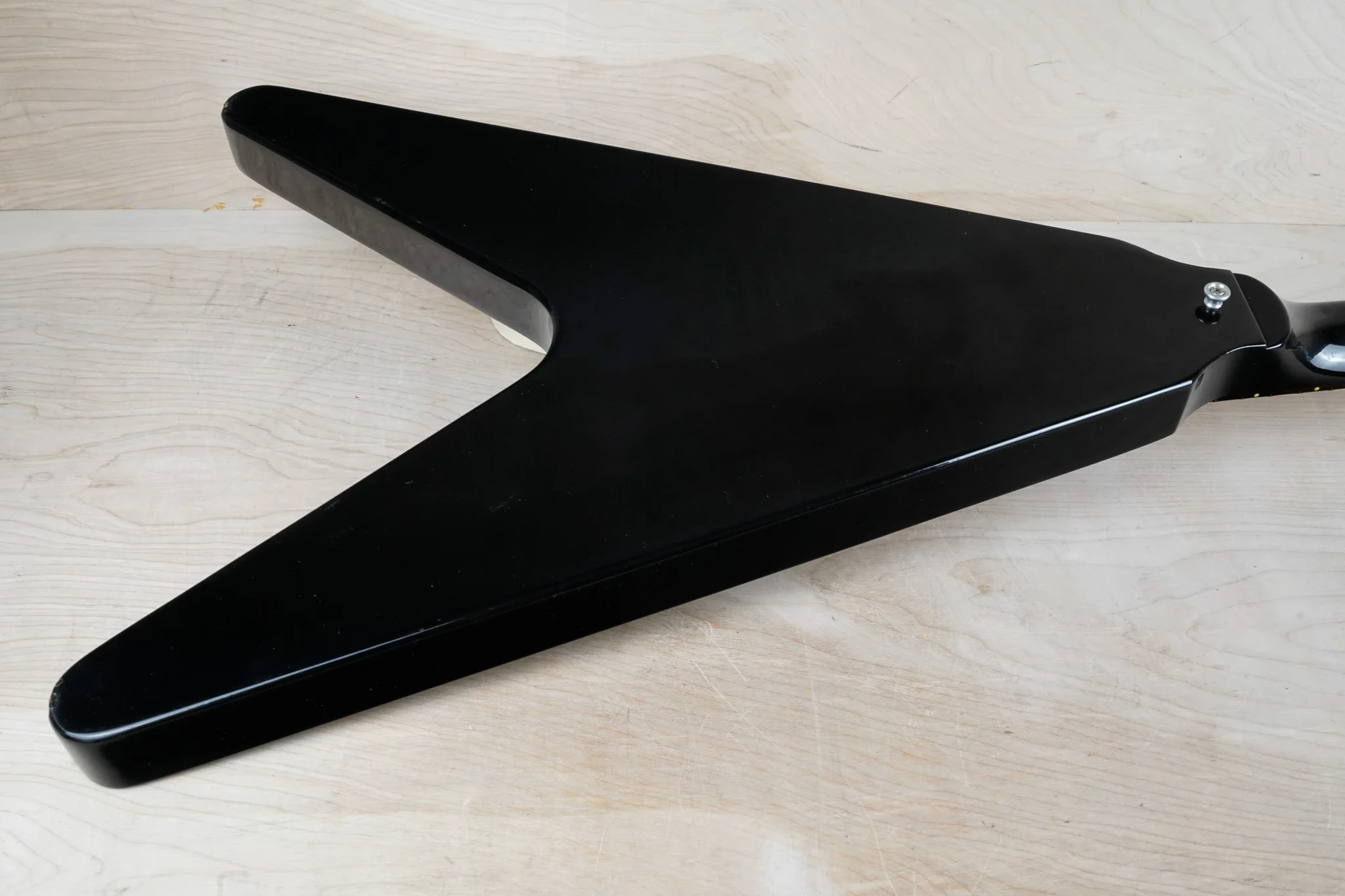 Gibson Flying V Factor X 2005 Ebony '67 Reissue w/ Bag - Image 12