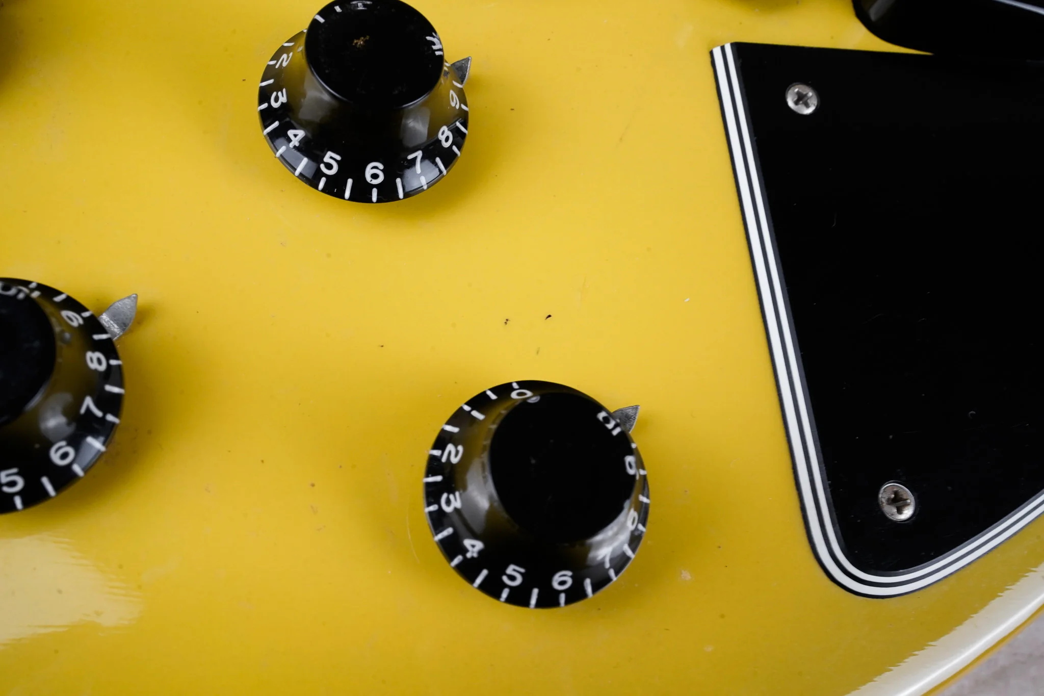 Gibson Les Paul Special 1993 TV Yellow "Junior II" P100 PUs Tune-O-Matic Bridge w/ Bag - Image 9