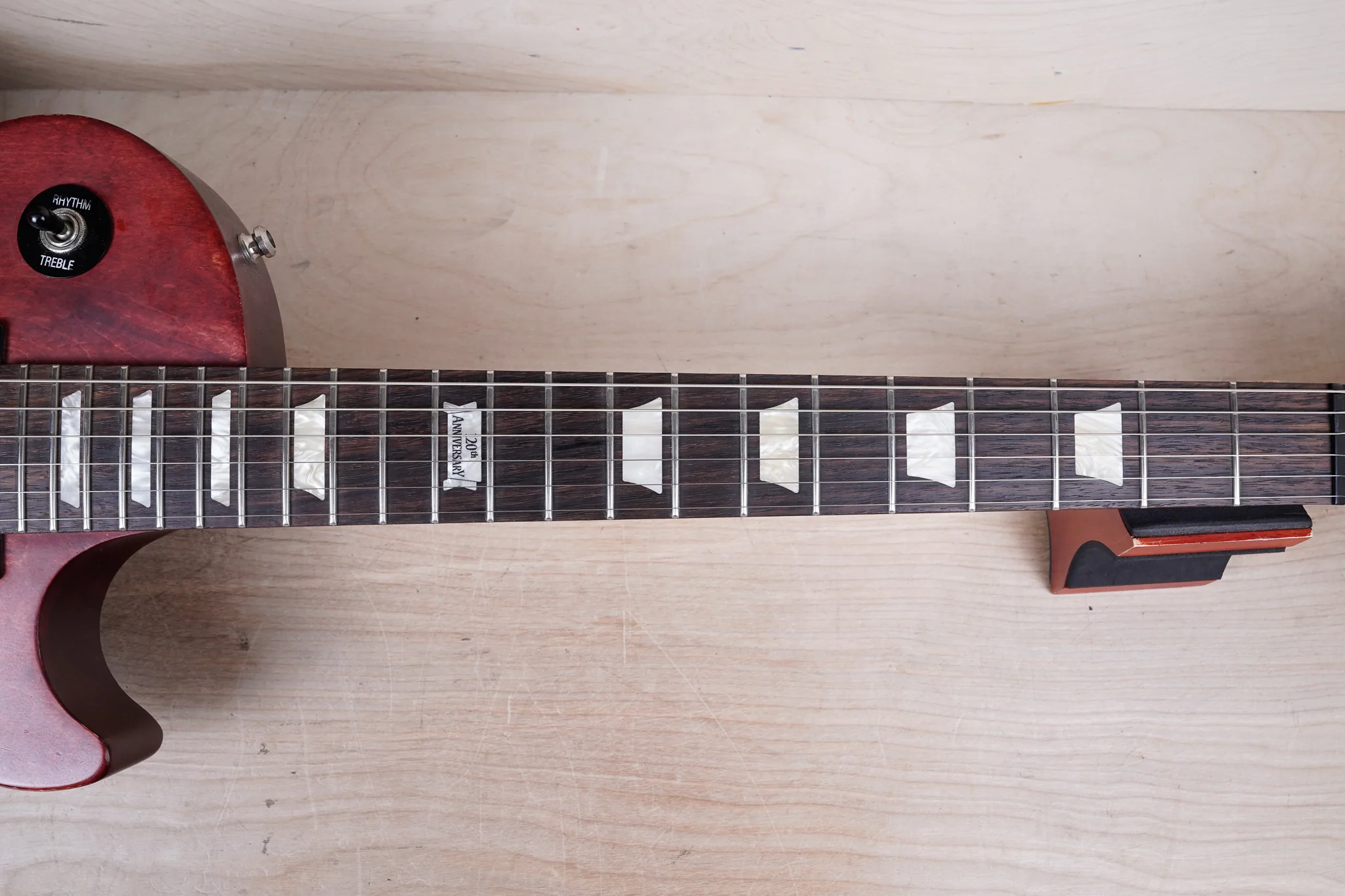 Gibson LPM 2014 Cherry Maple Neck Les Paul '61 Zebra Pickups w/ Bag - Image 5