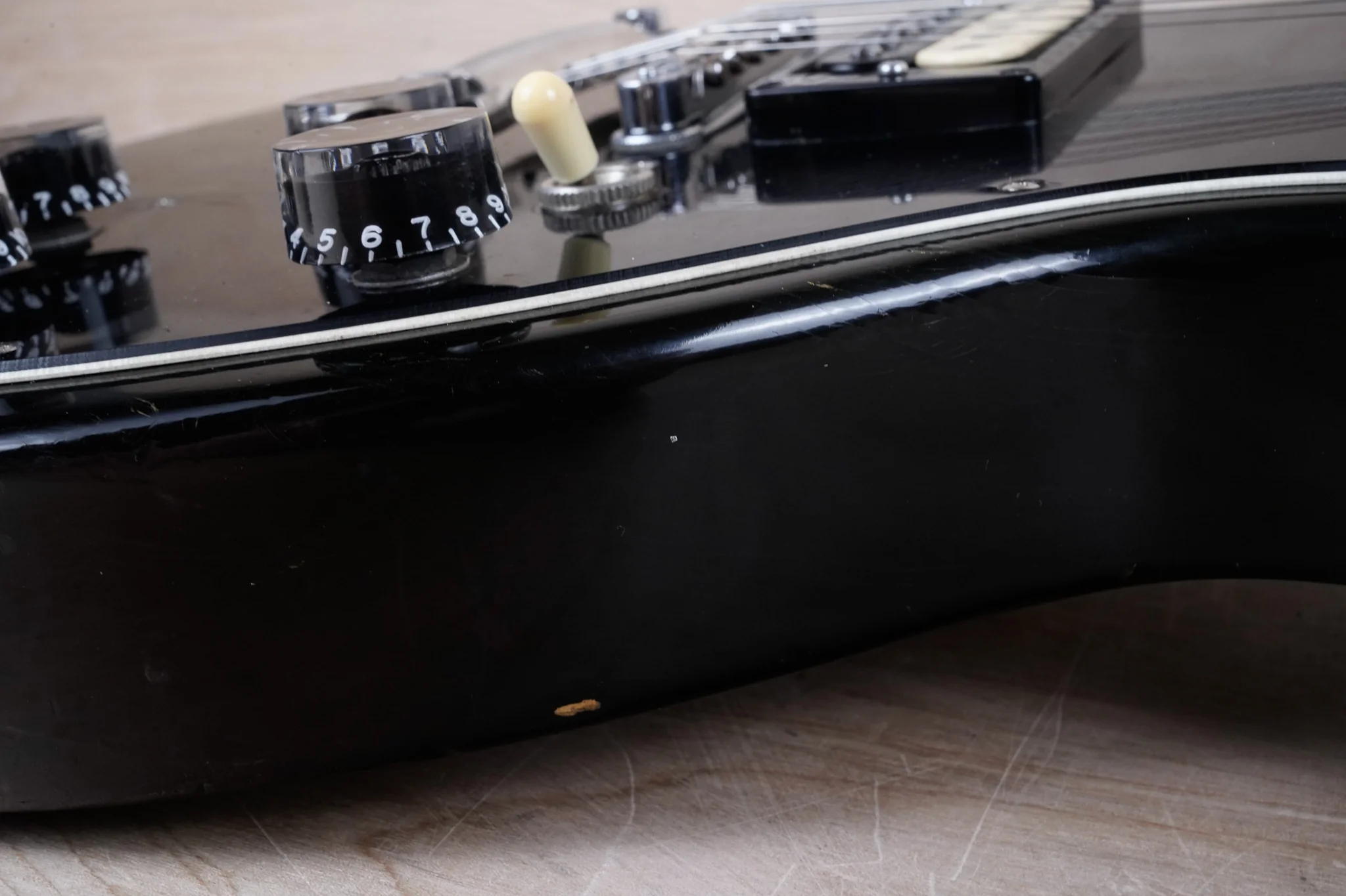Gibson Sonex-180 Deluxe 1984 Ebony Vintage w/ Bag - Image 8