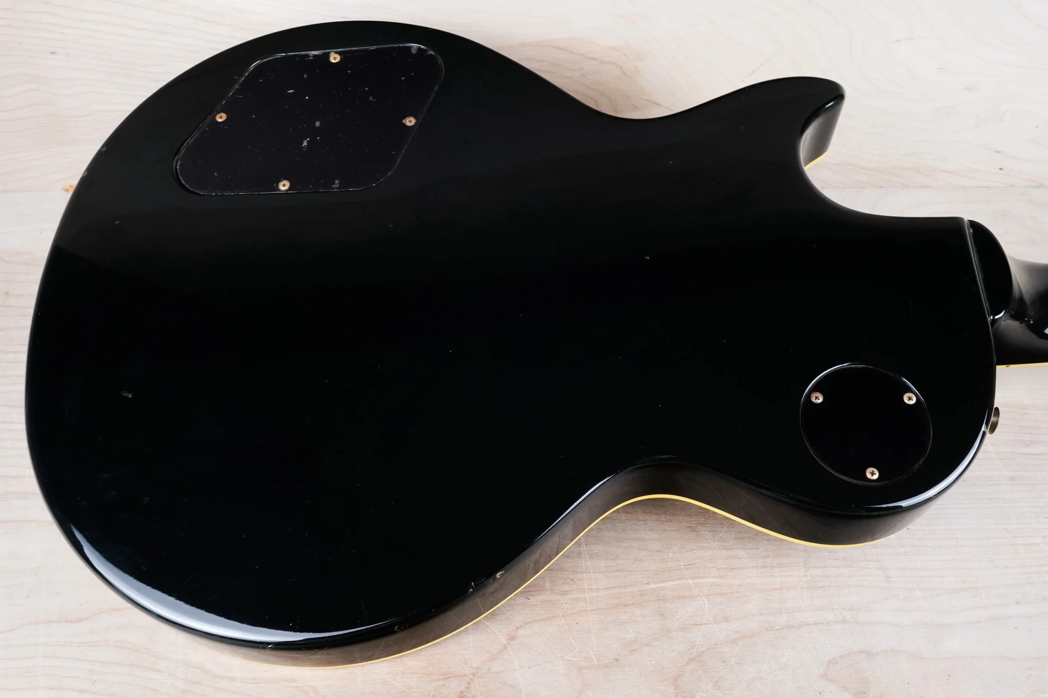 Greco EGB-850 MIJ 1990 Black Japan Short Scale Bass w/ Bag - Image 12