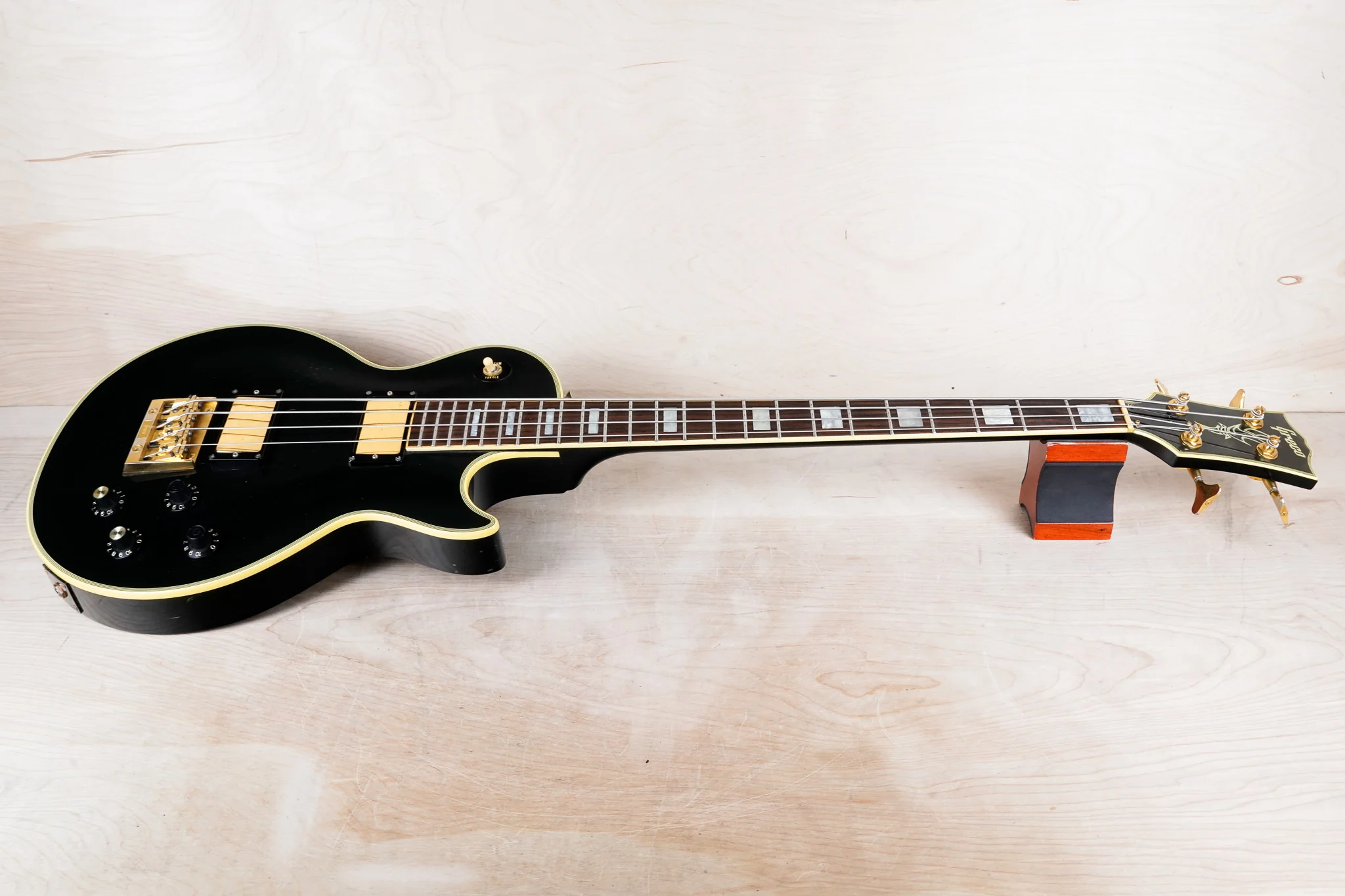 Greco EGB-850 MIJ 1990 Black Japan Short Scale Bass w/ Bag - Image 2