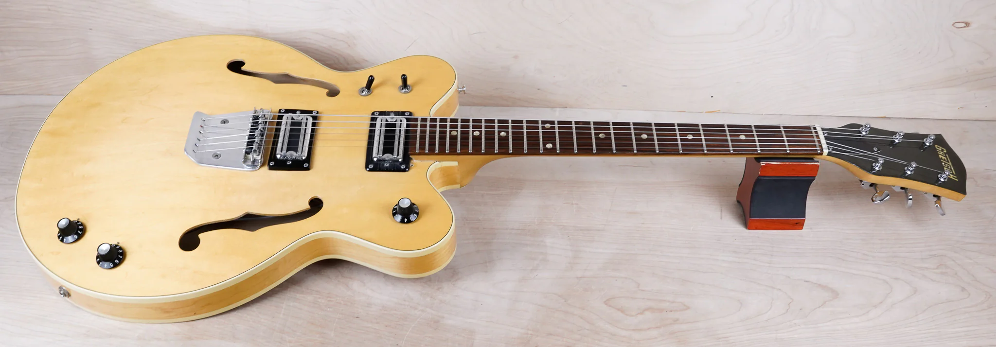 Gretsch 7607 Broadkaster Hollow Body 1975 Natural Filter'Tron Pickups Vintage USA w/ OHSC - Image 3