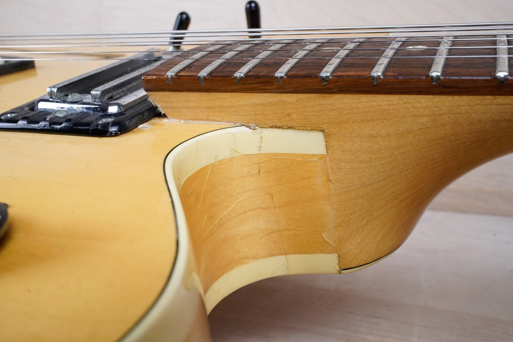 Gretsch 7607 Broadkaster Hollow Body 1975 Natural Filter'Tron Pickups Vintage USA w/ OHSC - Image 7