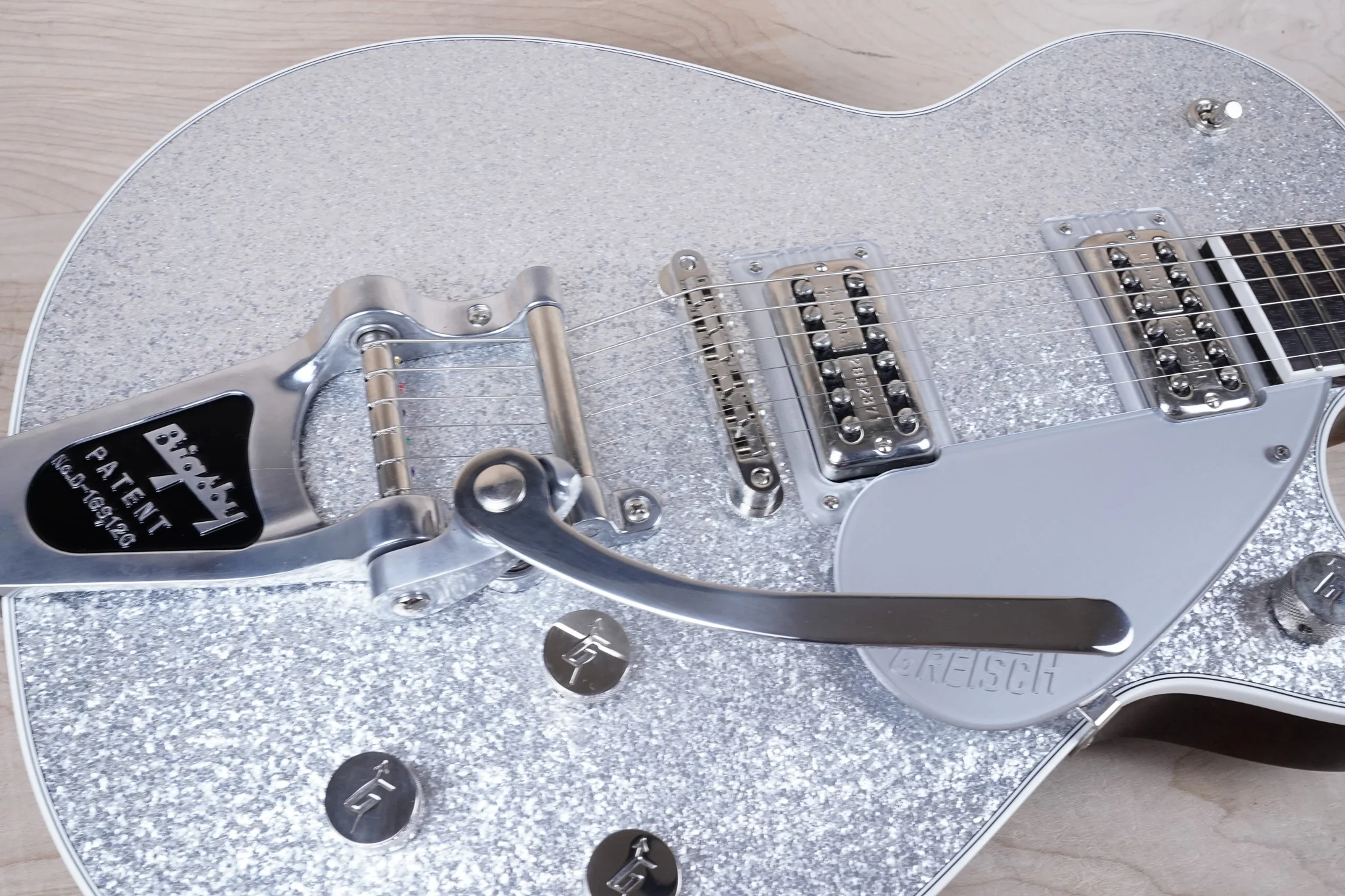 Gretsch G6129T Players Edition Jet FT w/ Bigsby MIJ 2022 Silver Sparkle w/ OHSC - Image 9