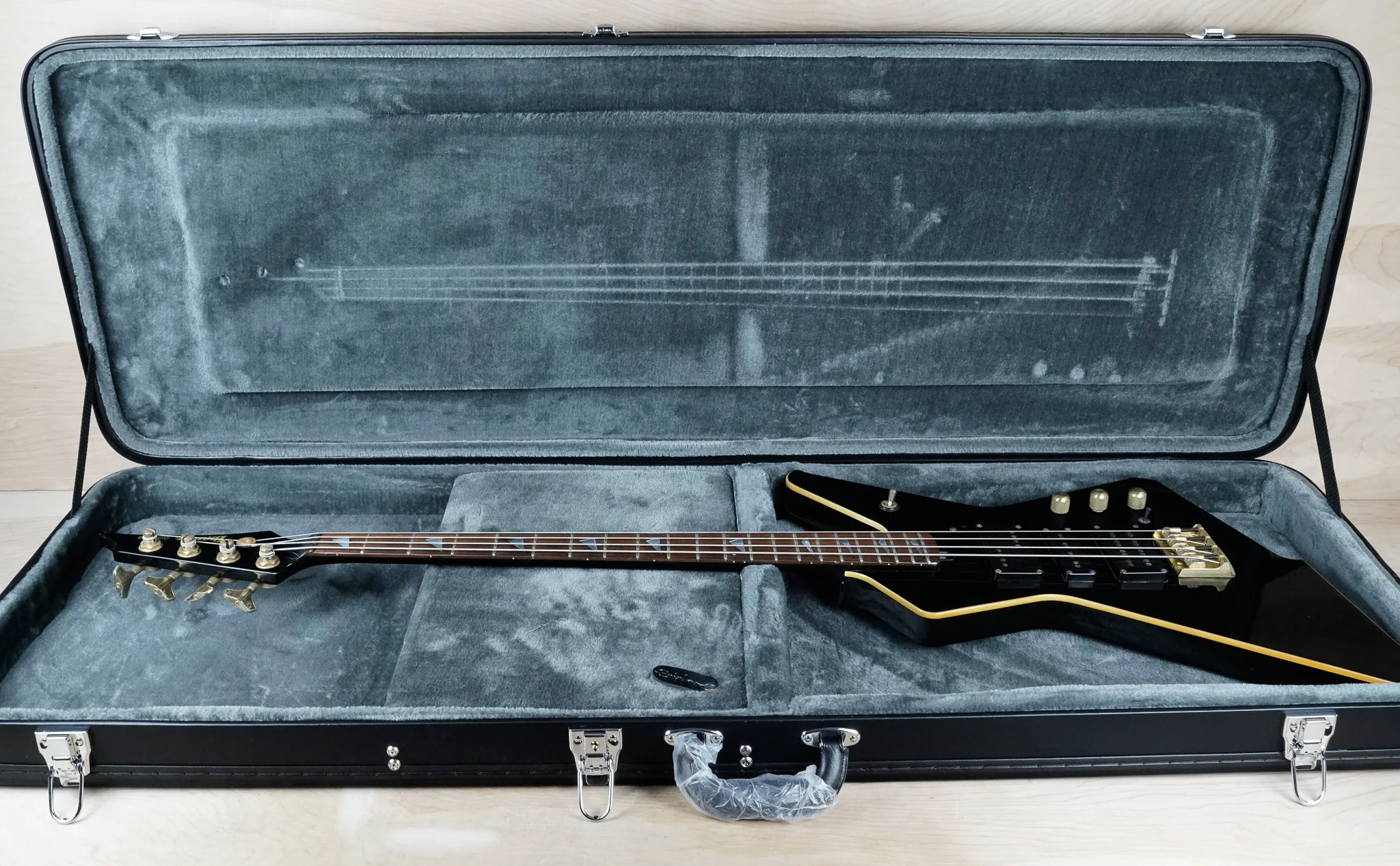 Ibanez Destroyer II DT870 Bass MIJ 1984 Black Vintage Japan Fujigen w/ Hard Case - Image 2