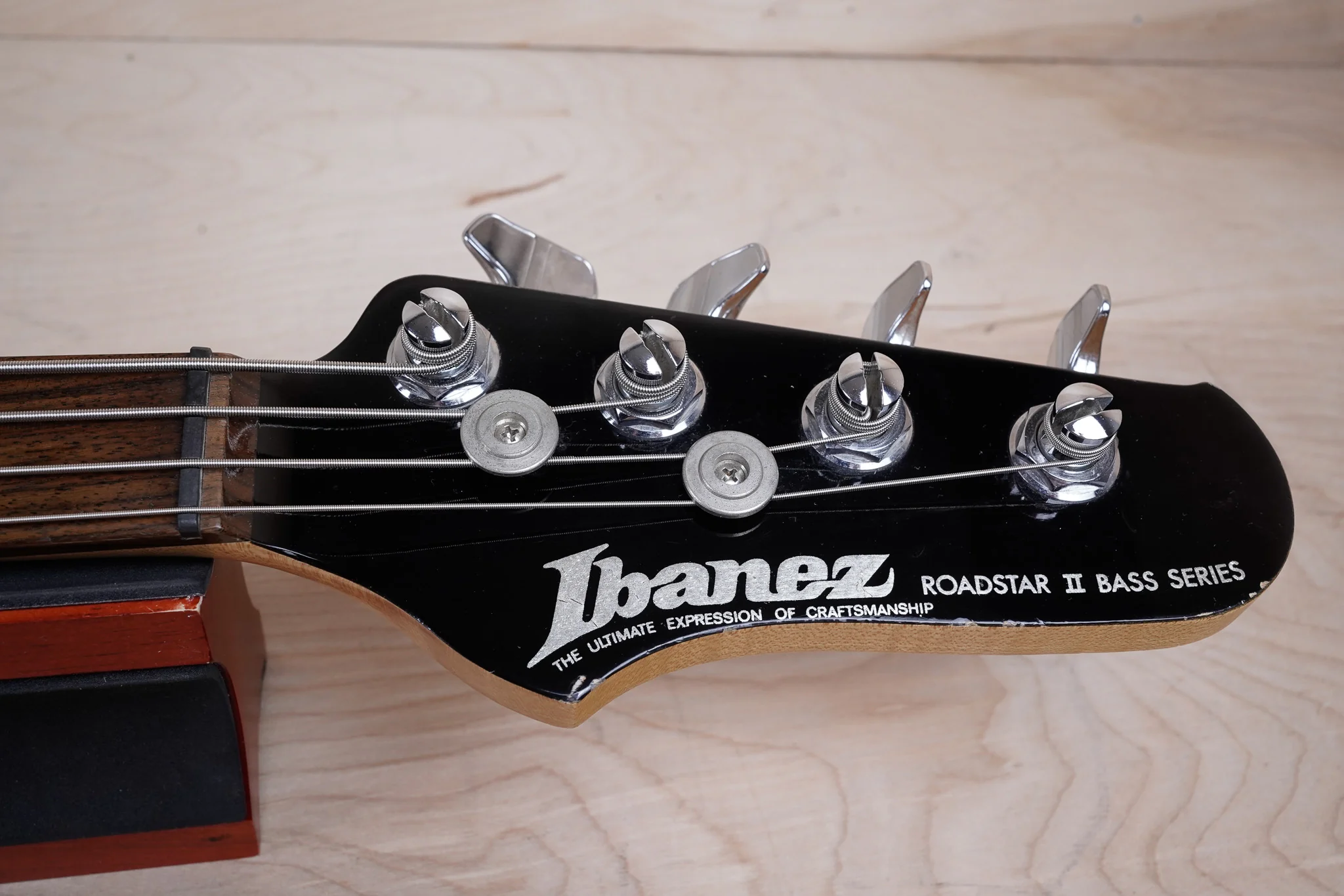 Ibanez Roadstar II Series Bass RB630 MIJ 1987 White Vintage Japan w/ Bag - Image 4