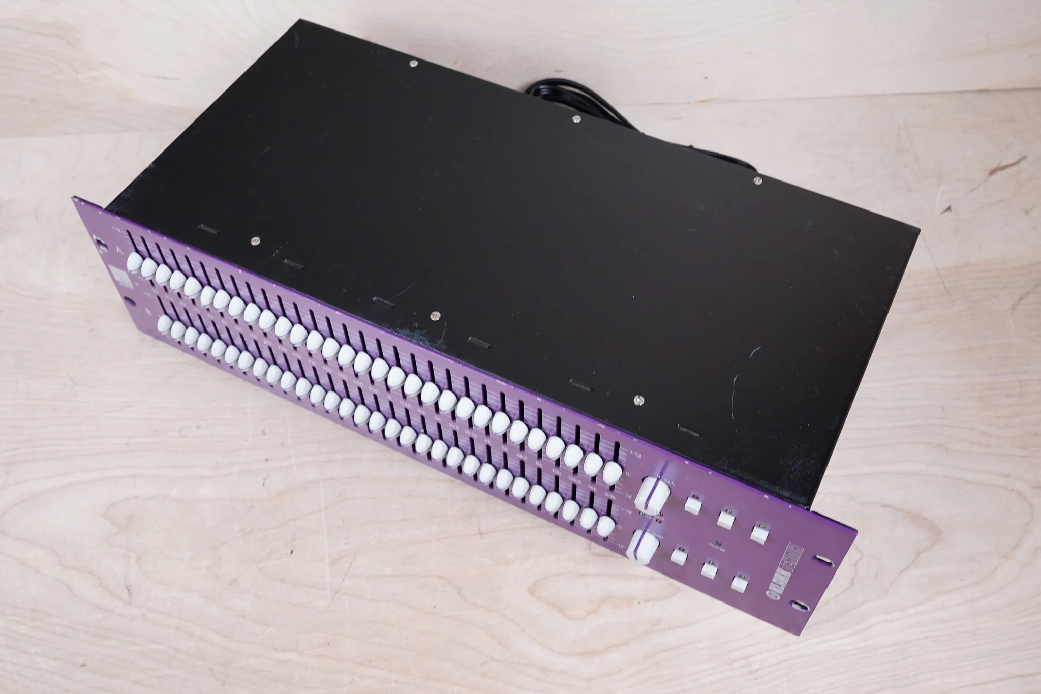 Klark Teknik SQ1G Square One Dual 30-Band Graphic Equalizer - Image 3