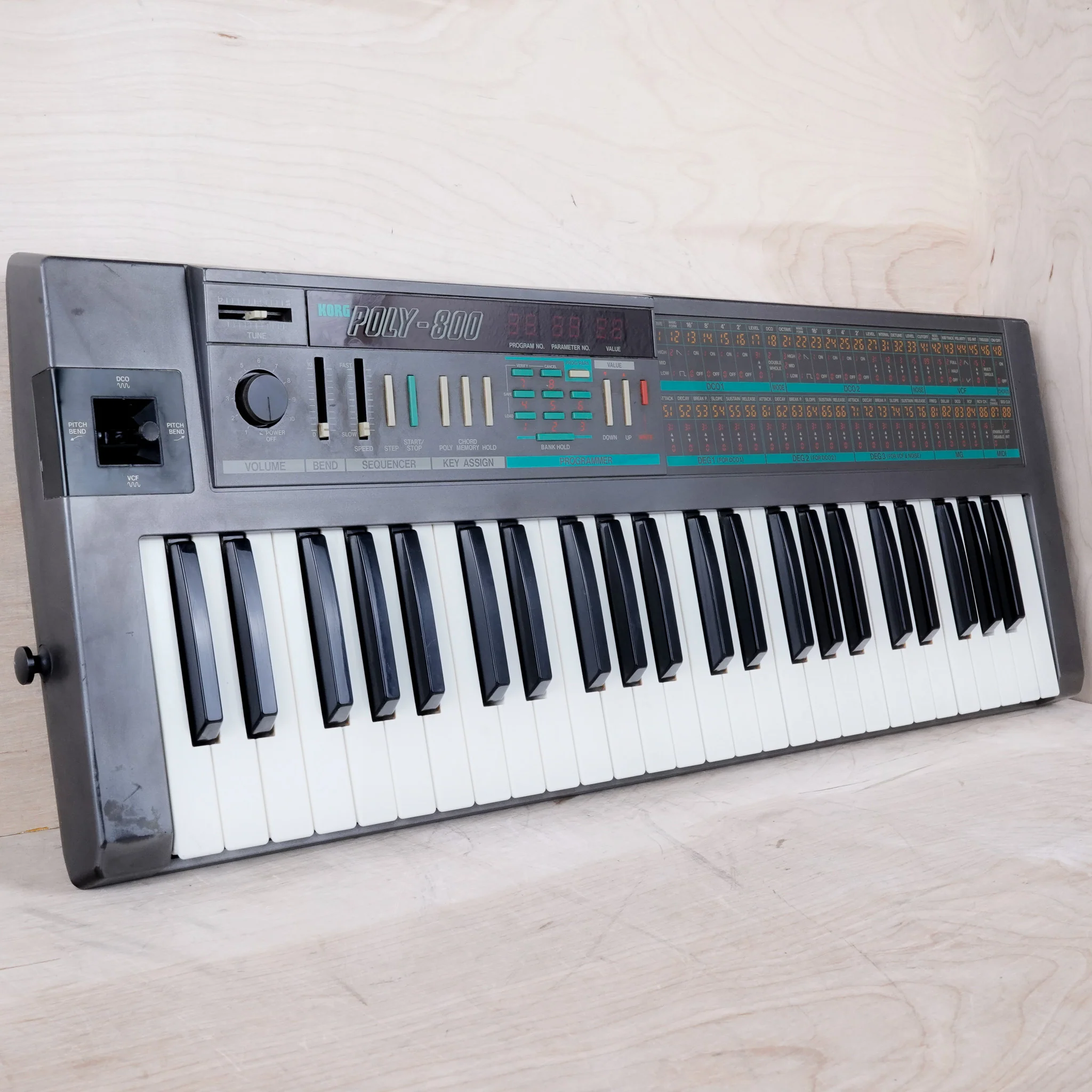 Korg Poly-800 Polyphonic Analog Synthesizer 1980s Made in Japan MIJ