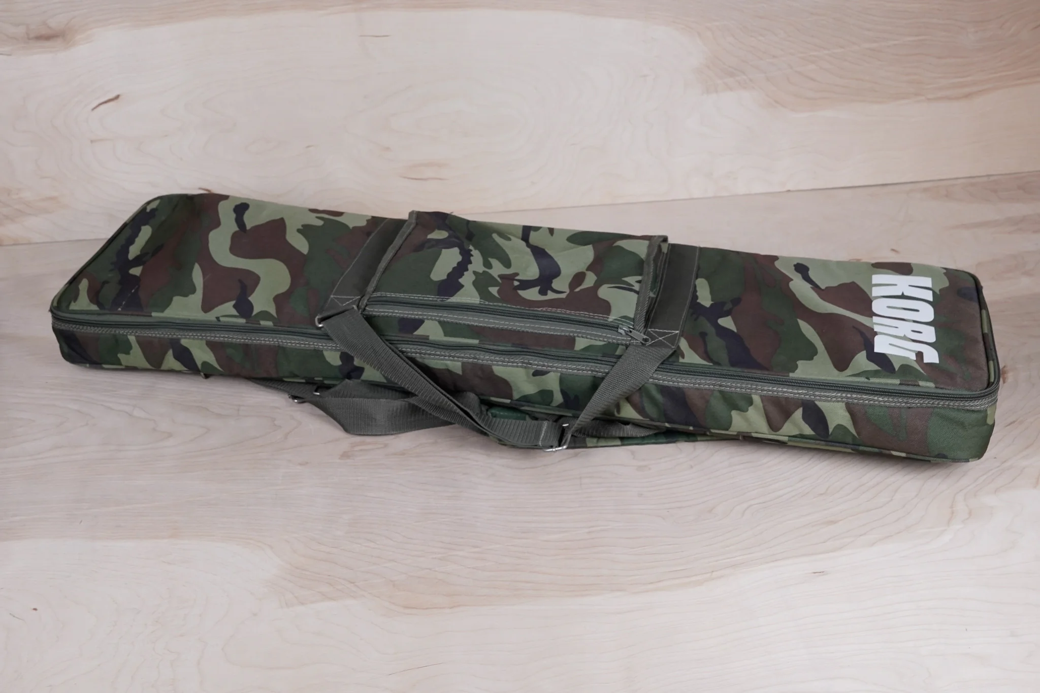 KORG X50-CF Camouflage Limited Edition w/ Bag, Manual - Image 12