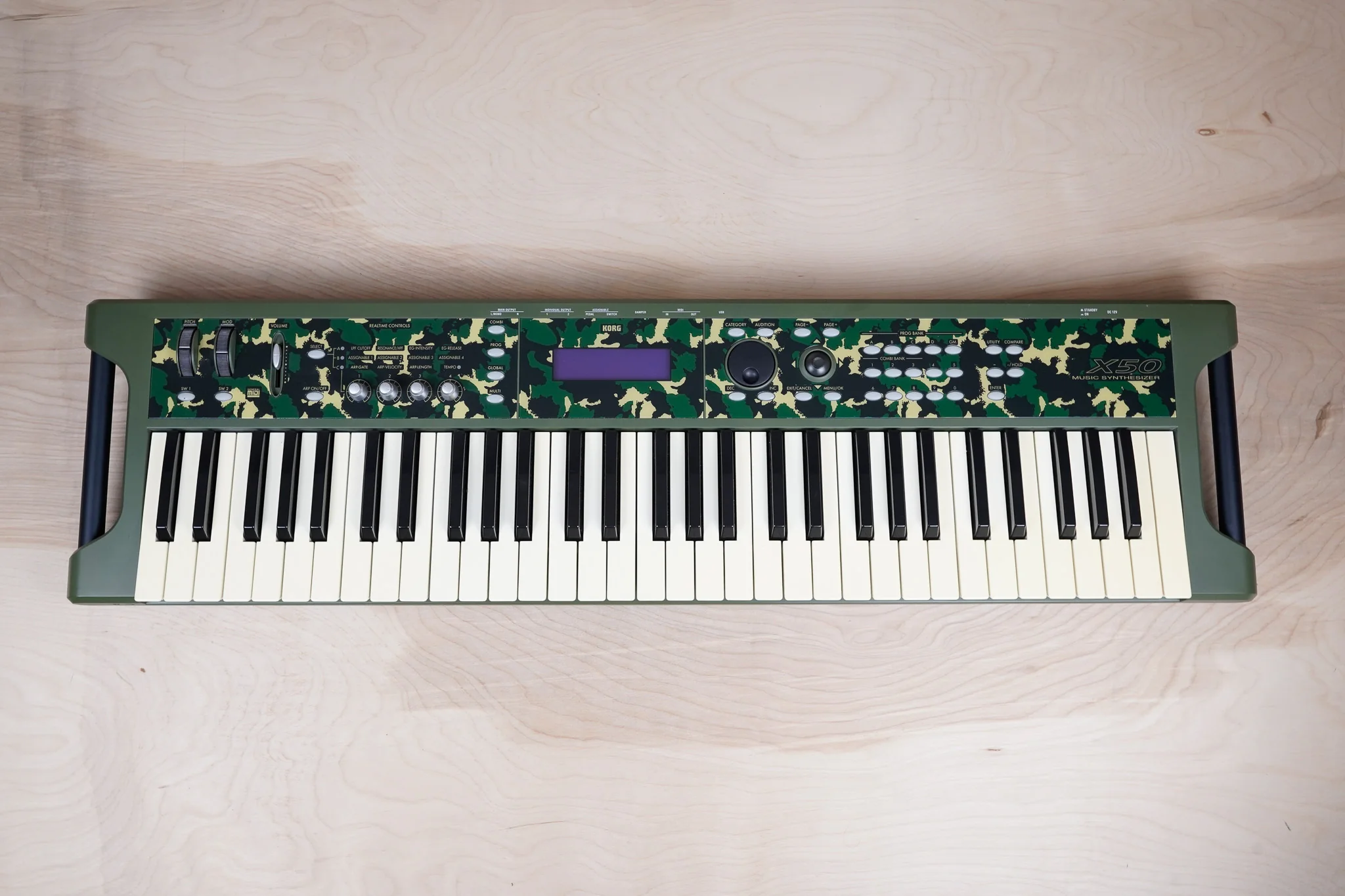 KORG X50-CF Camouflage Limited Edition w/ Bag, Manual - Image 9