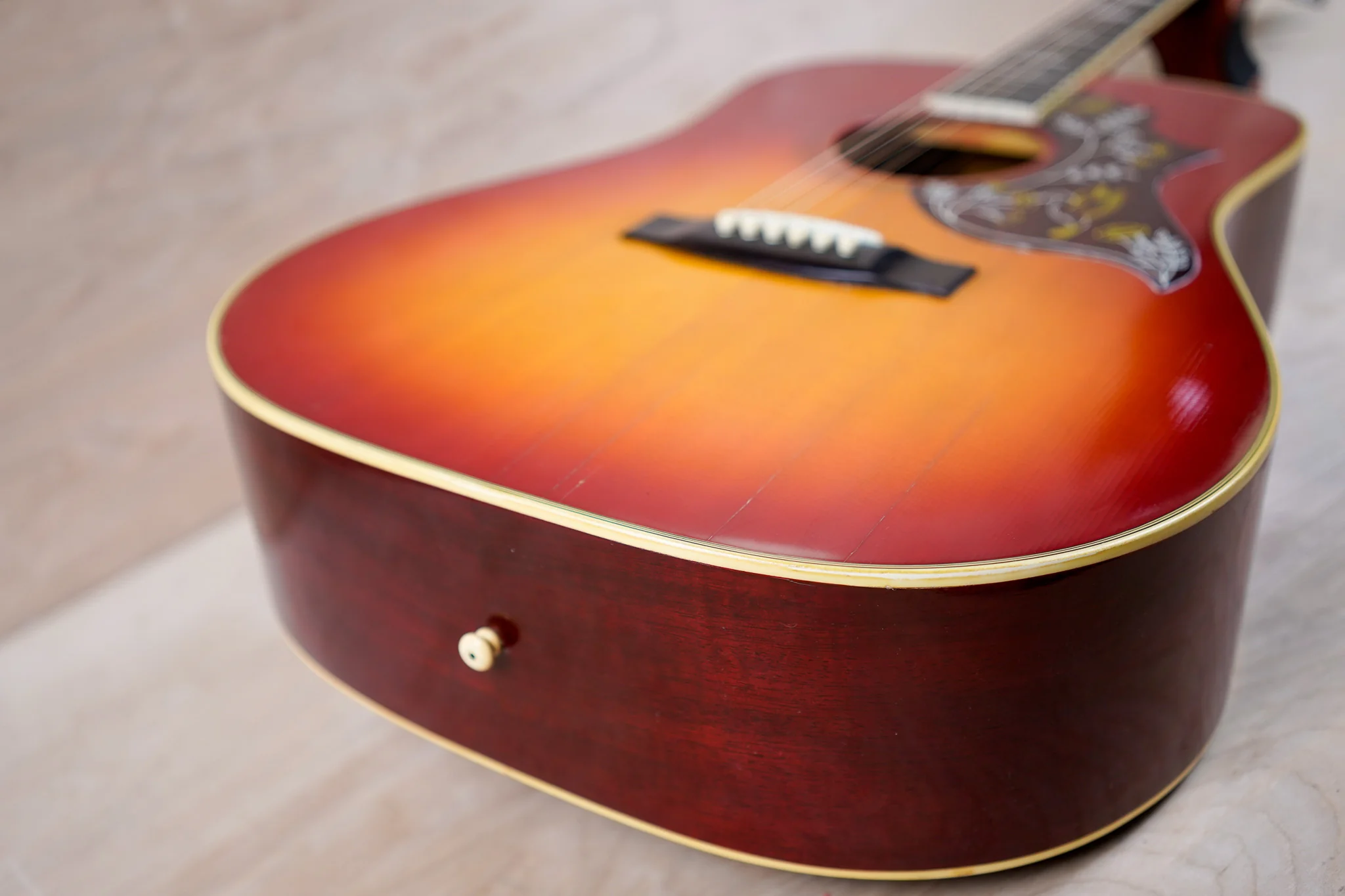 Morris WH-20 MIJ 1978 Cherry Sunburst Vintage Made in Japan MIJ w/ Bag - Image 10