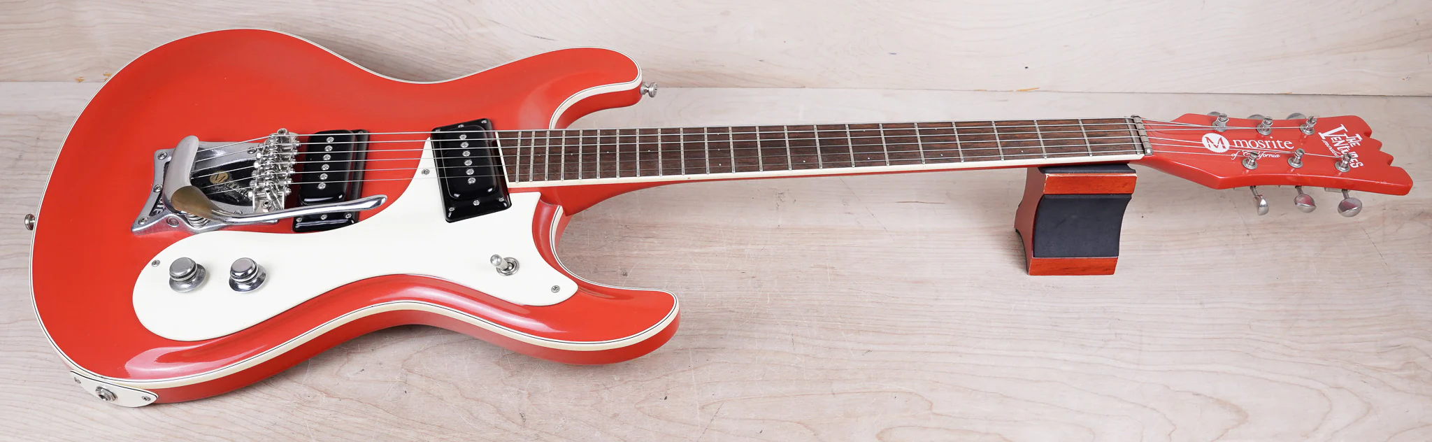 Mosrite The Ventures Model Mark I 1964 Reissue 2000s Red w/ Hard Case - Image 3