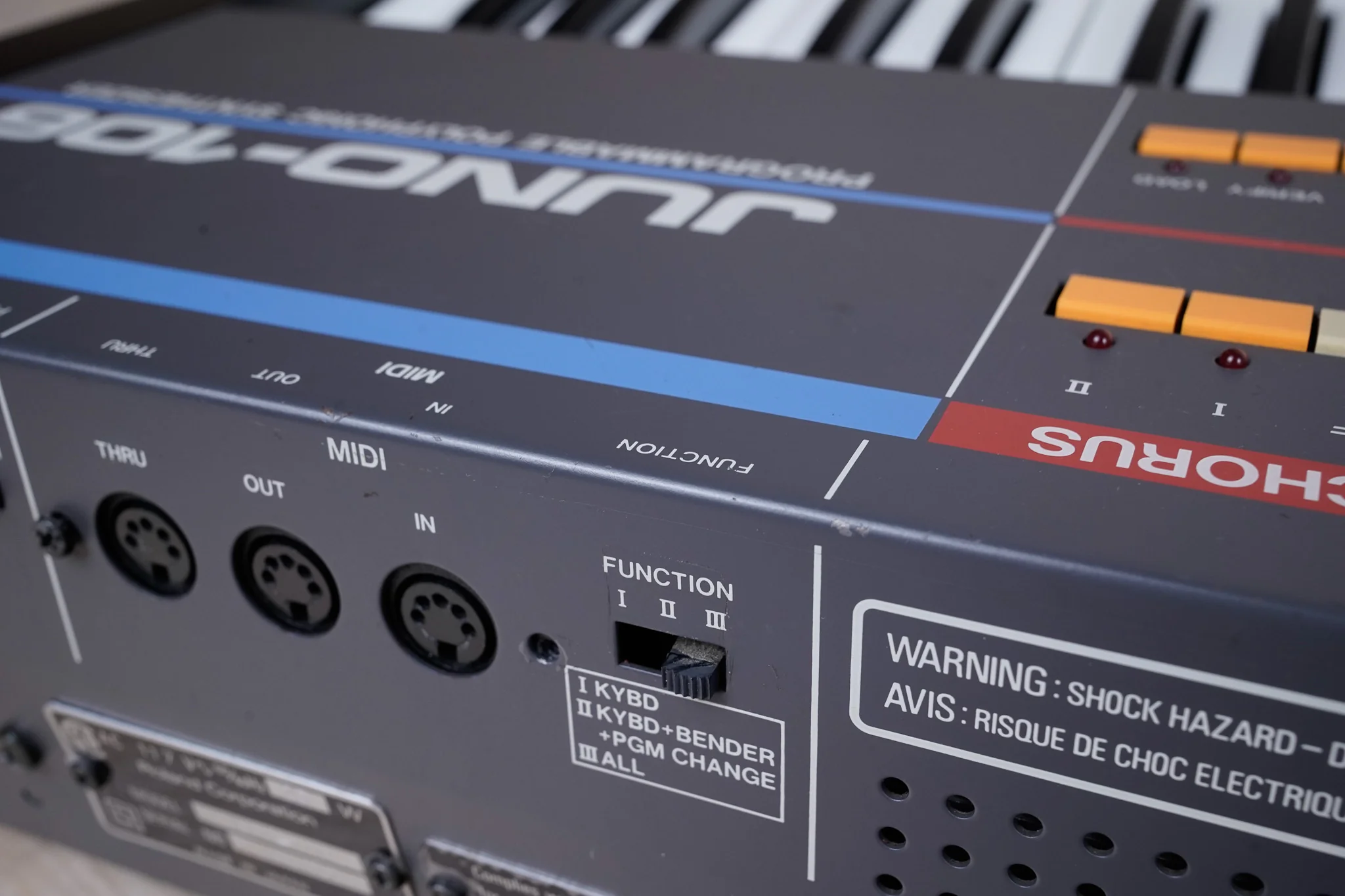 Roland Juno-106 61-Key Programmable Polyphonic Synthesizer 1984 w/ Foot Pedal - Image 4