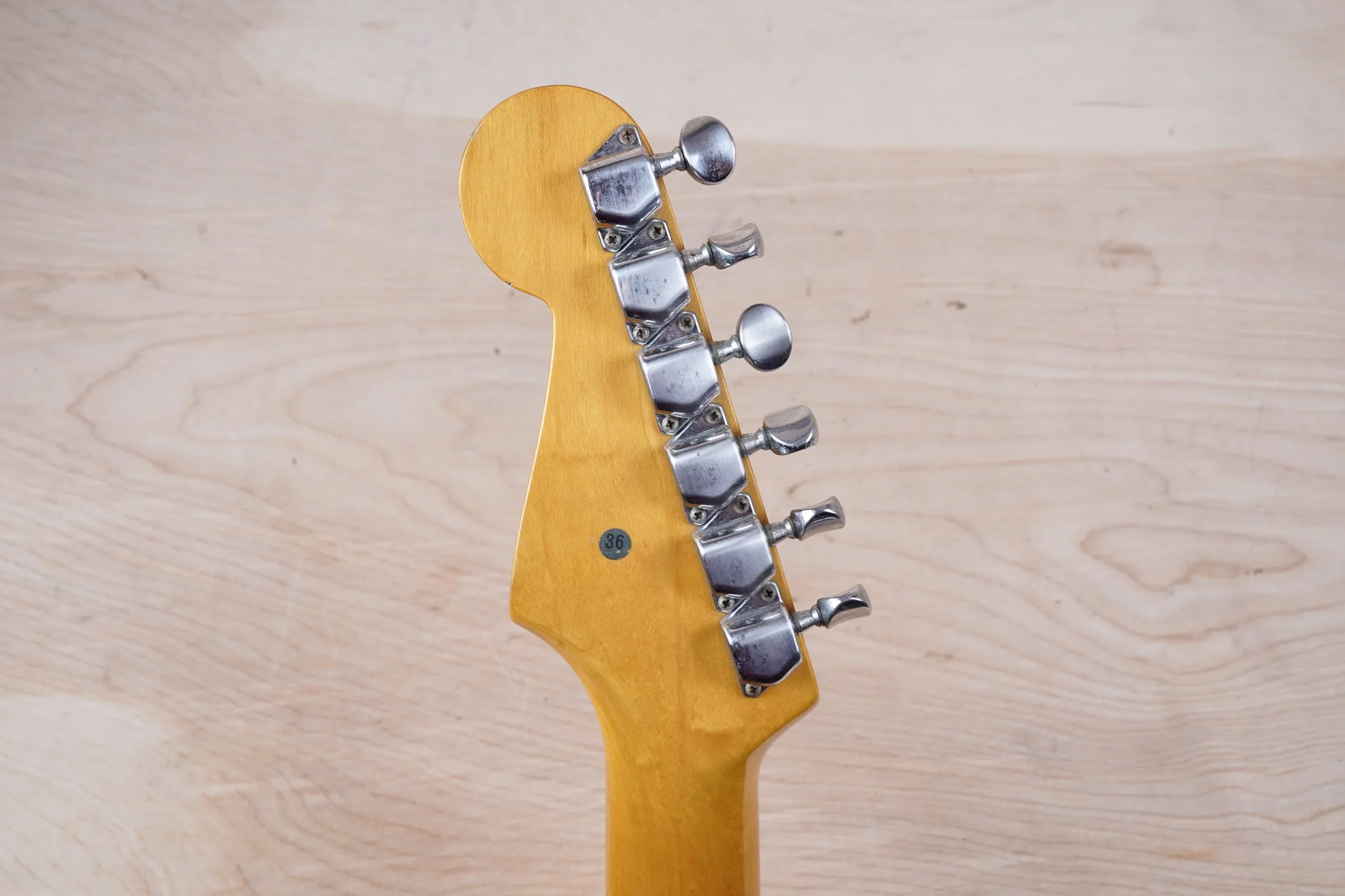 Squier SST-30 Stratocaster MIJ 1985 Black Vintage Fender Japan w/ Bag - Image 5