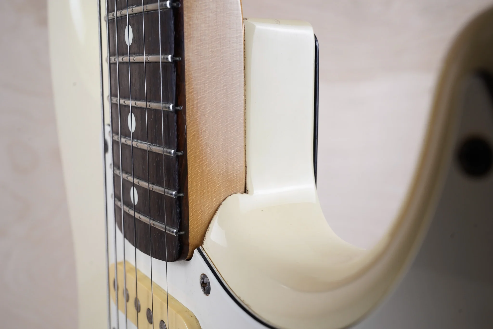 Squier SST-362 Stratocaster MIJ 1986 Vintage White Japan w/ Bag - Image 20