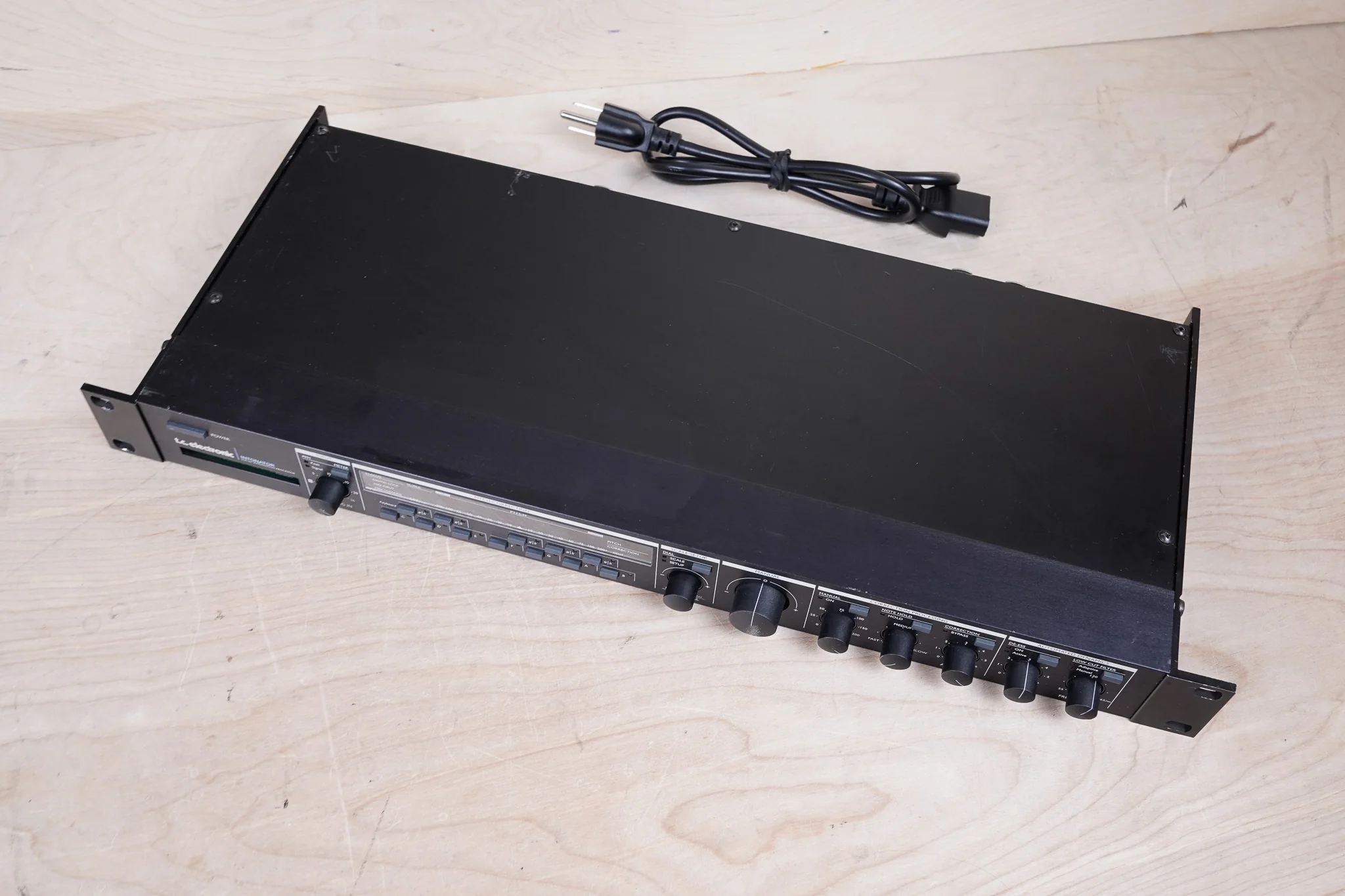 TC Electronic Intonator Rack Mount Pitch Correction and Autotune MIDI Programmable - Image 3