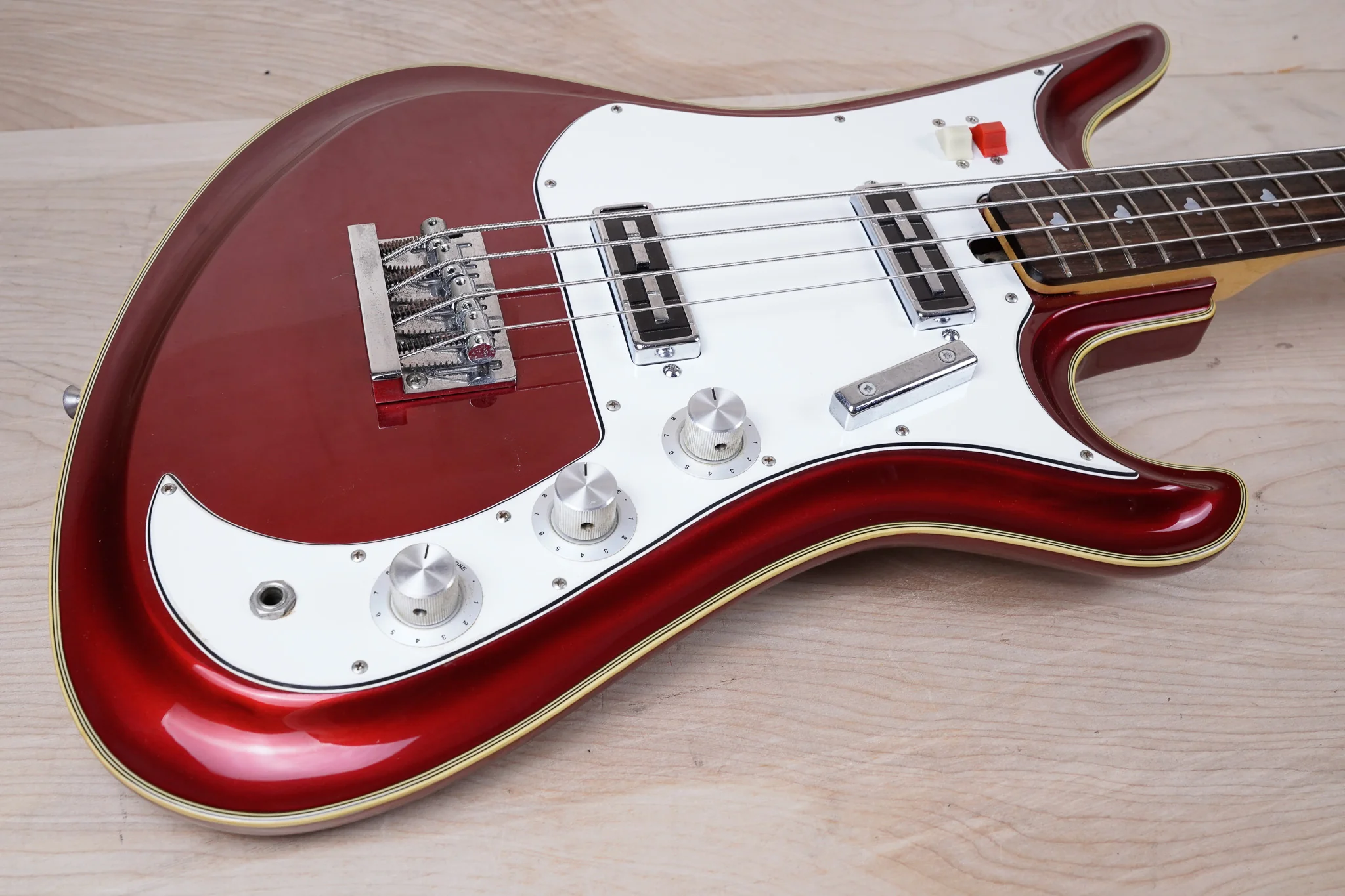 Teisco SPB-200 Spectrum Bass MIJ 2000 Metallic Red Short Scale 30' Japan w/ Bag - Image 3