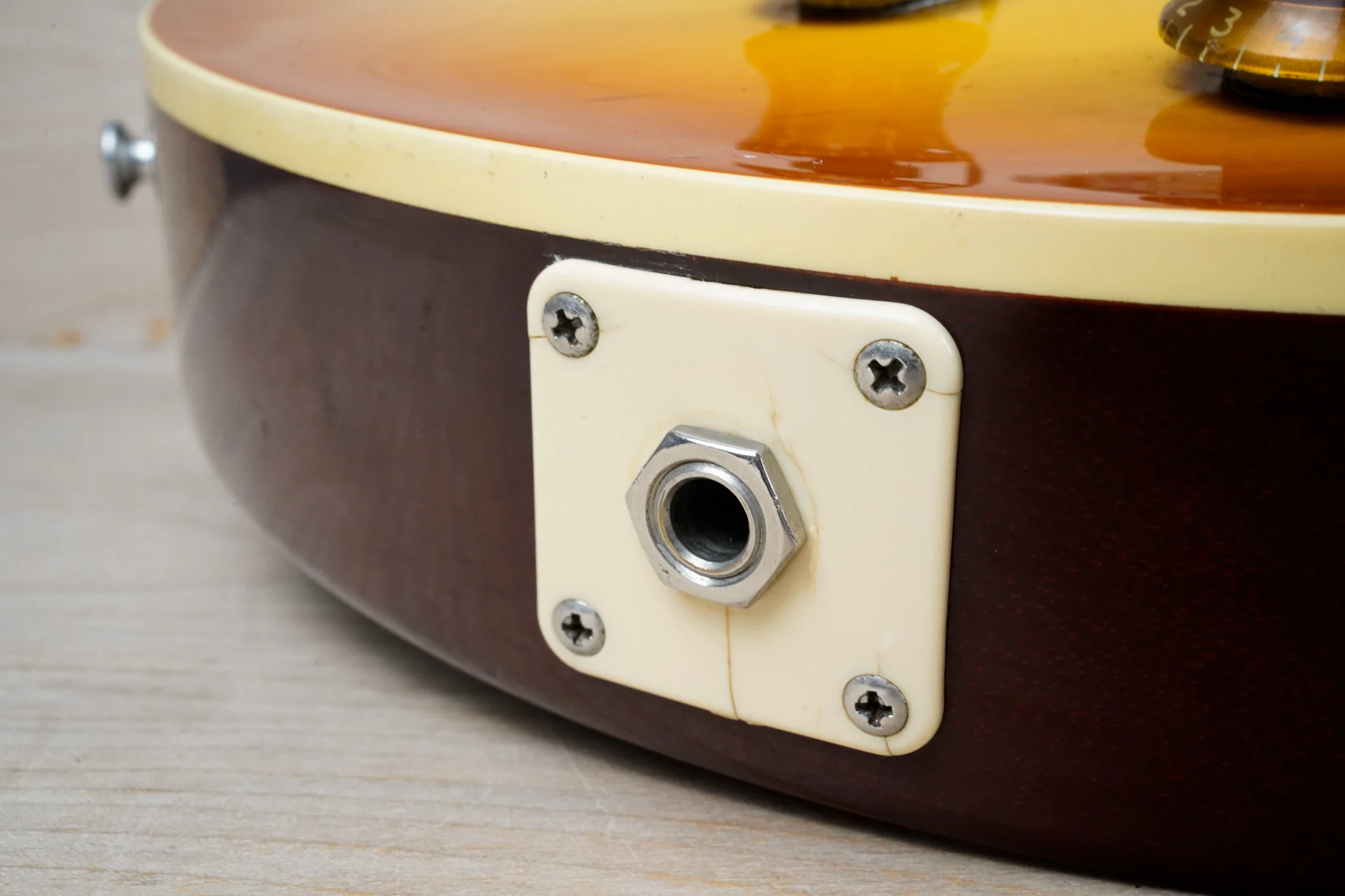 Tokai Love Rock Model ULS90 MIJ 2013 Lemon Drop Made in Japan Sunburst Standard w/ OHSC - Image 7