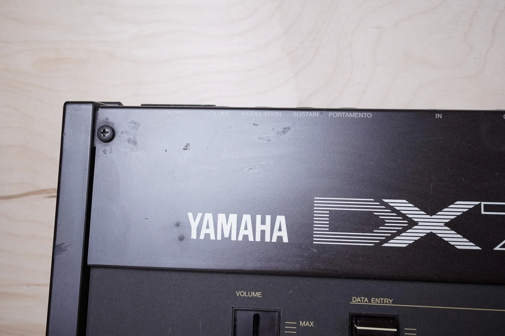 Yamaha DX7 Programmable Algorithm Synthesizer 1980s Brown Original Version Made in Japan MIJ - Image 14