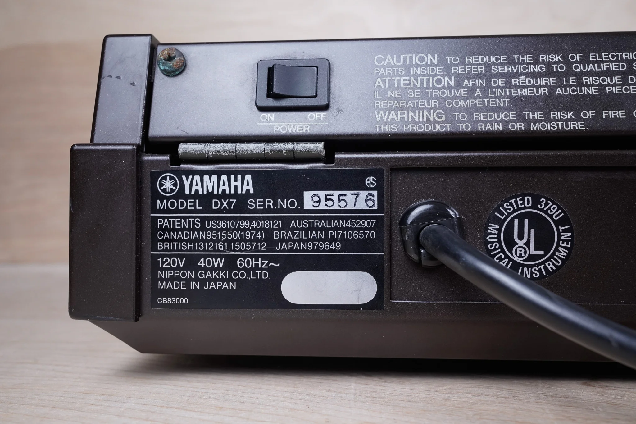 Yamaha DX7 Programmable Algorithm Synthesizer 1980s Brown Original Version Made in Japan MIJ - Image 9