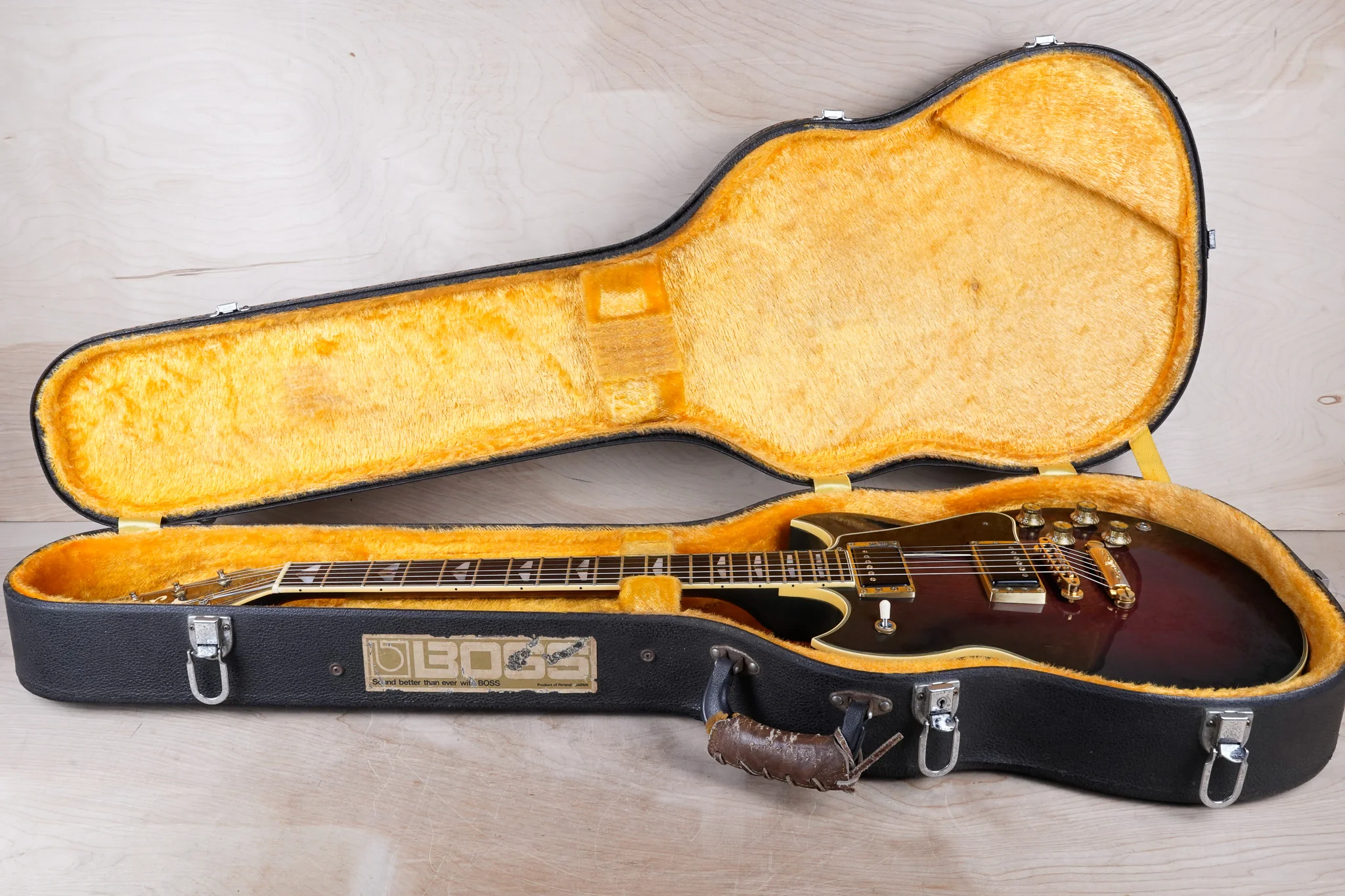 Yamaha SG1600 MIJ 1983 Wine Red Sunburst Vintage Japan w/ Hard Case - Image 2